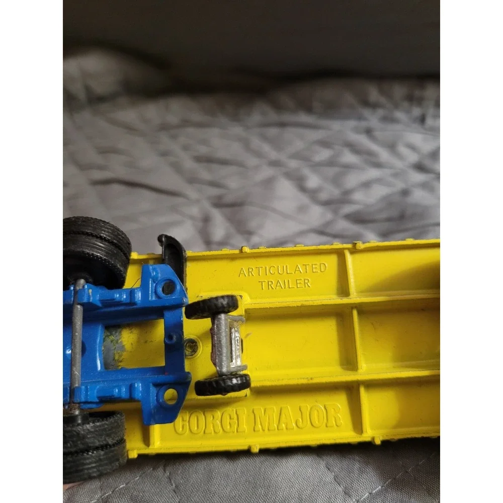 Vintage Gorgi Major Articulated Trailer and Truck